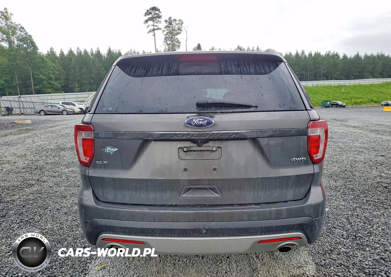2017 Ford Explorer Xlt VIN:1FM5K8D87HGC24119 - 6