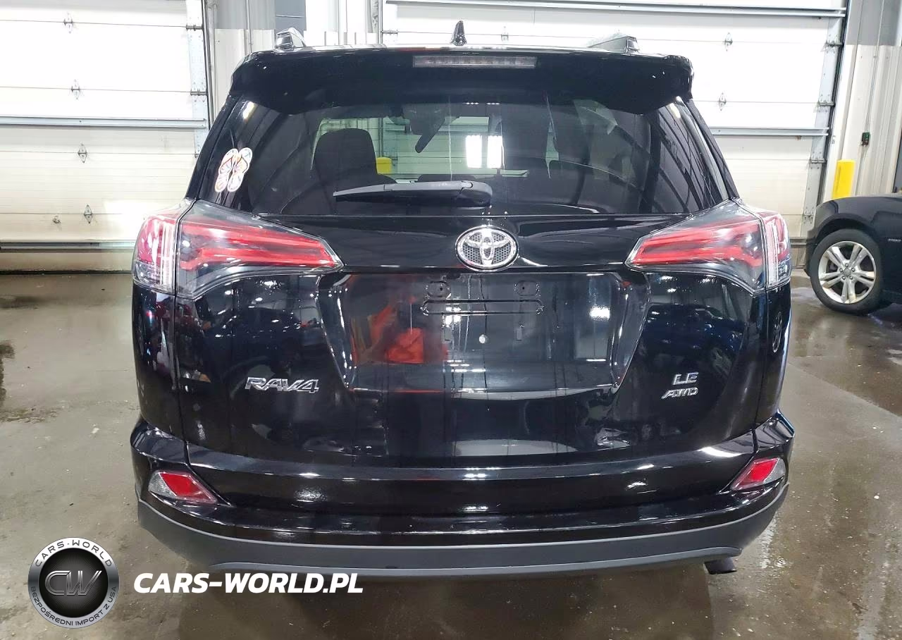 2018 Toyota Rav4 Le VIN:2T3BFREV2JW769385 - 6