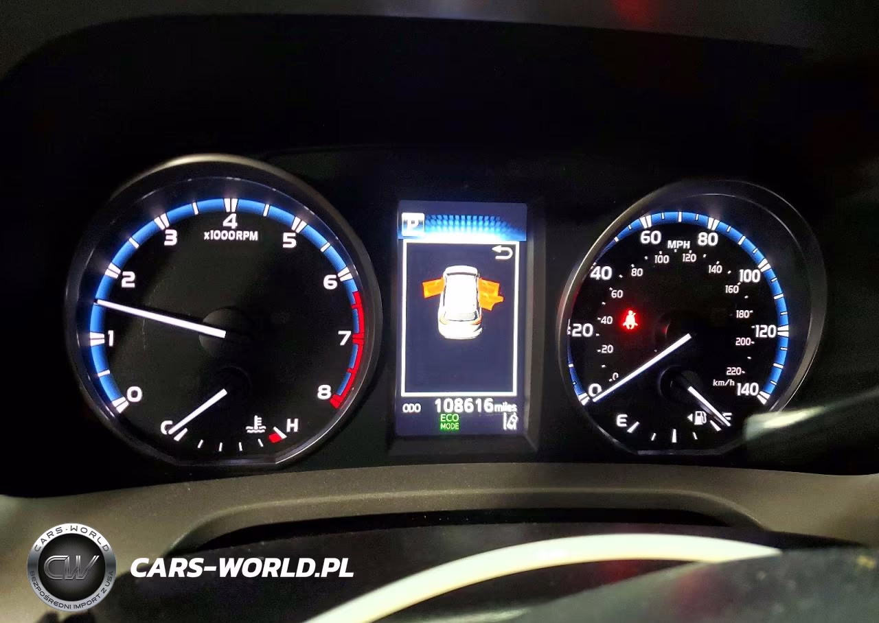 2018 Toyota Rav4 Le VIN:2T3BFREV2JW769385 - 9