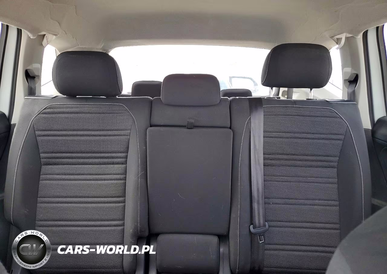 2022 Volkswagen Tiguan S VIN:3VV1B7AX9NM060903 - 10