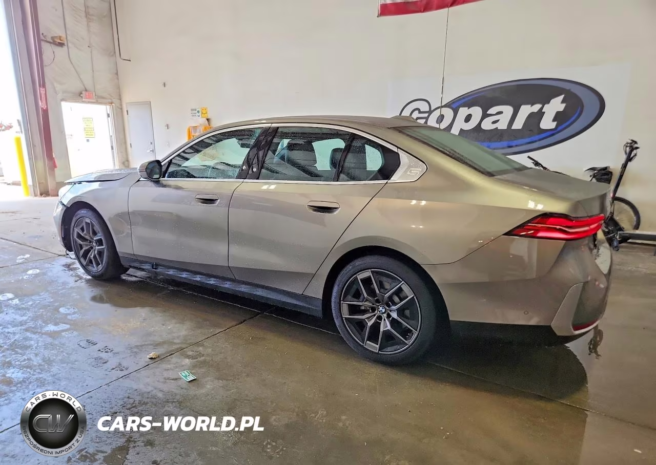 2026 BMW 530 I VIN:WBA43FJ09TCV65373 - 2
