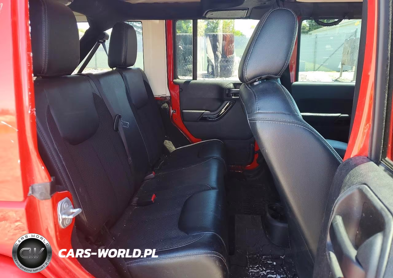 2017 Jeep Wrangler Unlimited Sahara VIN:1C4BJWEG4HL569961 - 11