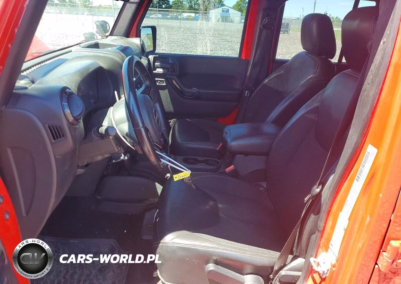 2017 Jeep Wrangler Unlimited Sahara VIN:1C4BJWEG4HL569961 - 7