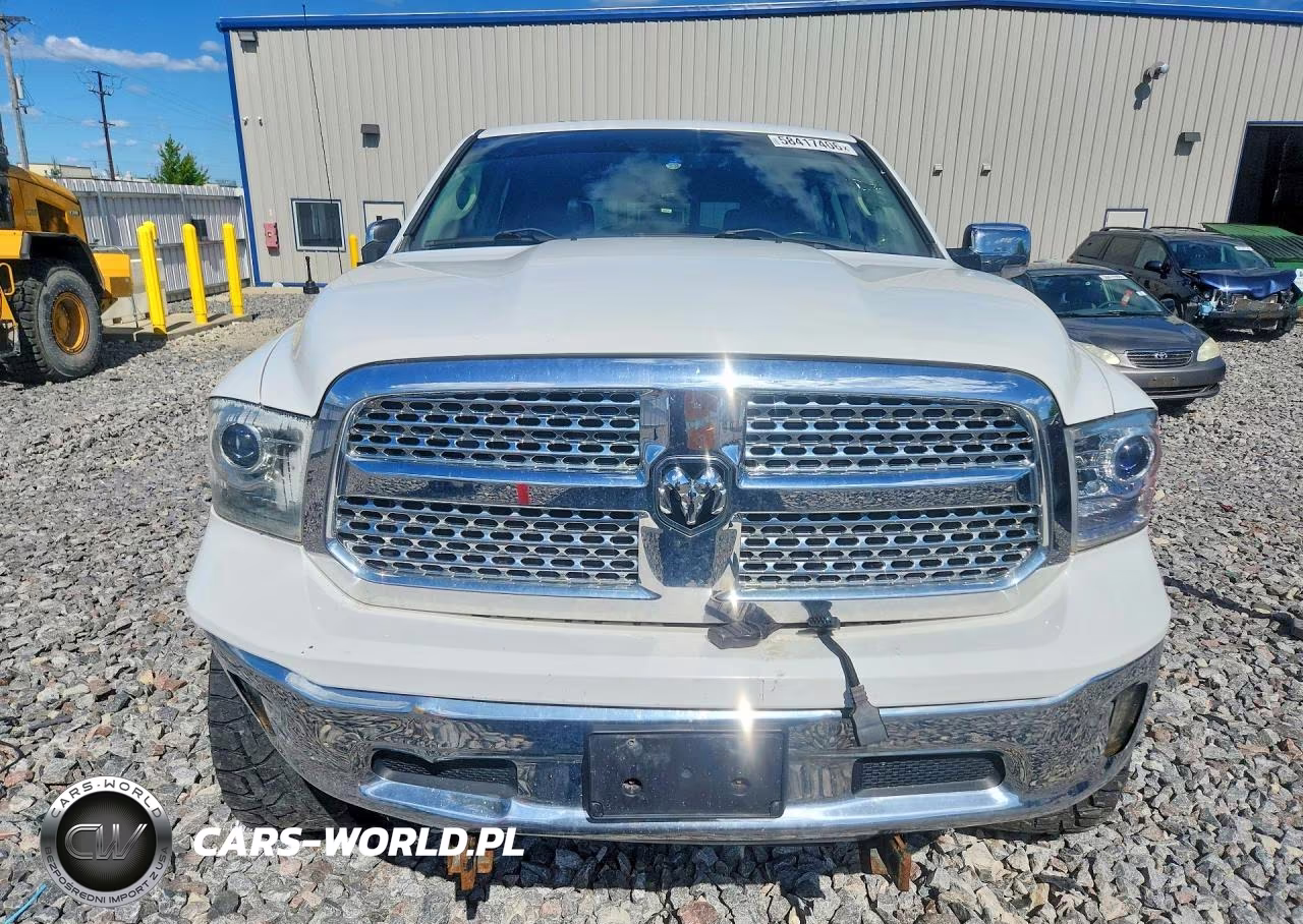 2015 Ram 1500 Laramie VIN:1C6RR7NT5FS767050 - 5
