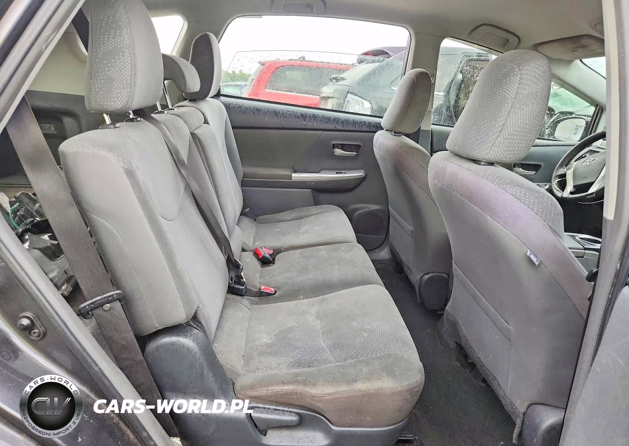 2013 Toyota Prius V Three VIN:JTDZN3EU6D3258842 - 10