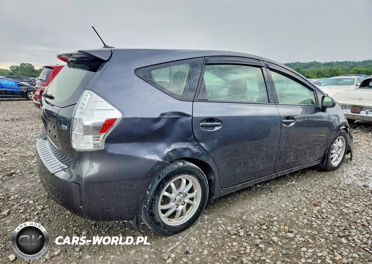 2013 Toyota Prius V Three VIN:JTDZN3EU6D3258842 - 3