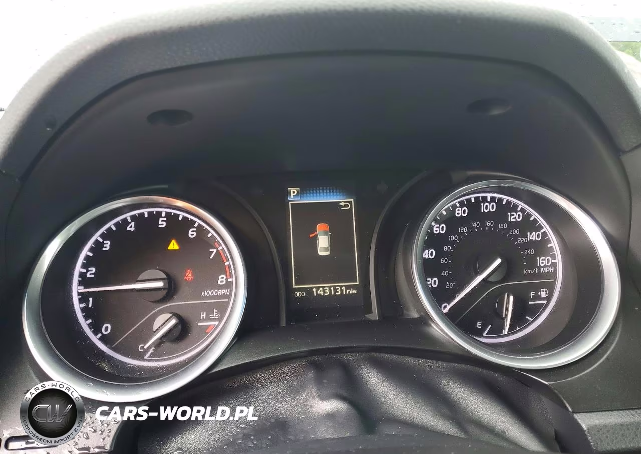 2018 Toyota Camry Se VIN:4T1B11HK9JU553883 - 9