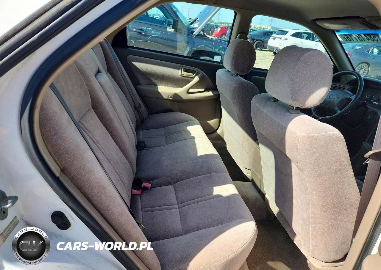 1999 Toyota Camry Le VIN:4T1BG28K7XU889481 - 10