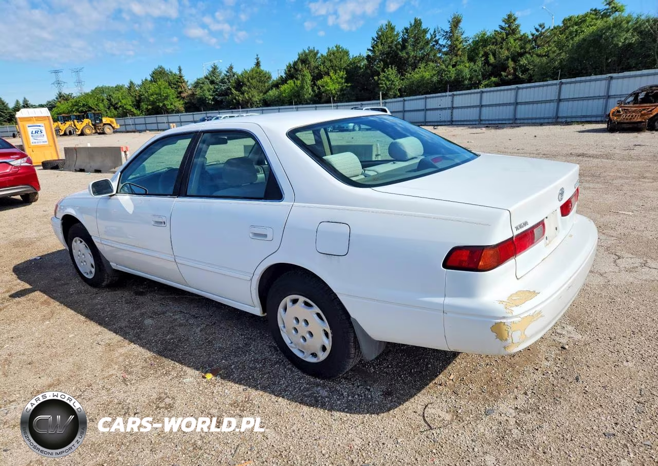 1999 Toyota Camry Le VIN:4T1BG28K7XU889481 - 2