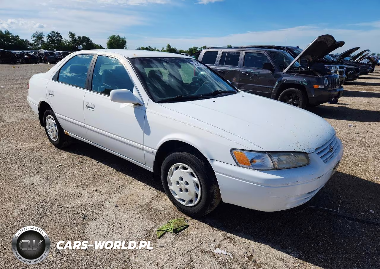 1999 Toyota Camry Le VIN:4T1BG28K7XU889481 - 4