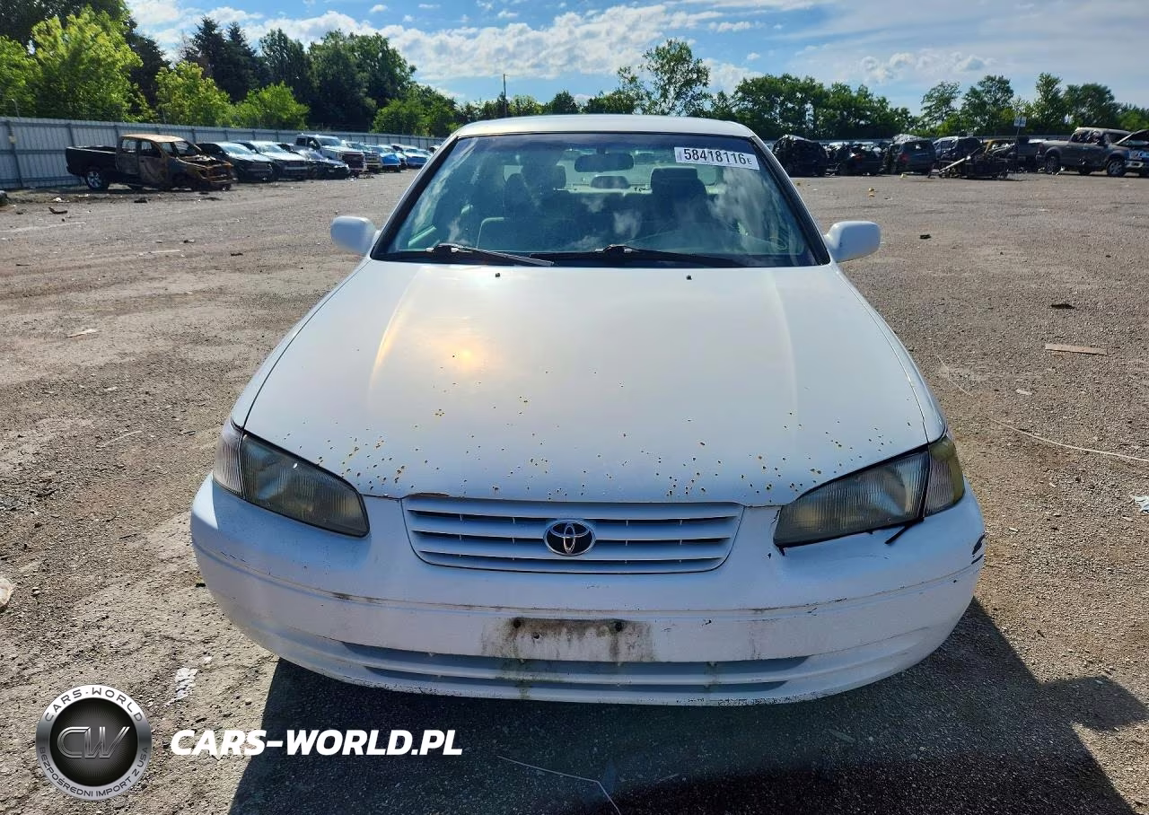 1999 Toyota Camry Le VIN:4T1BG28K7XU889481 - 5