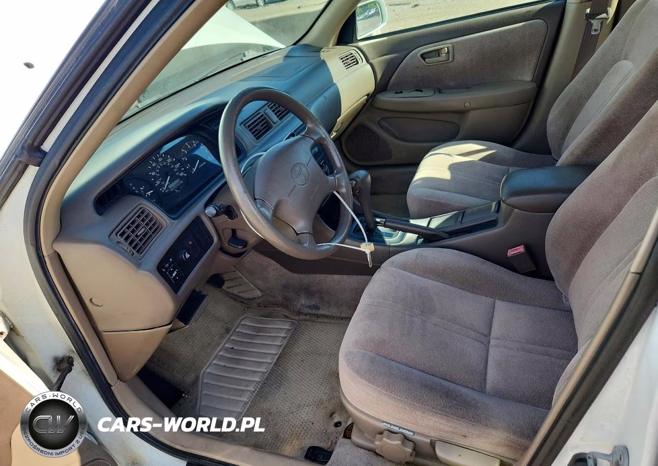 1999 Toyota Camry Le VIN:4T1BG28K7XU889481 - 7