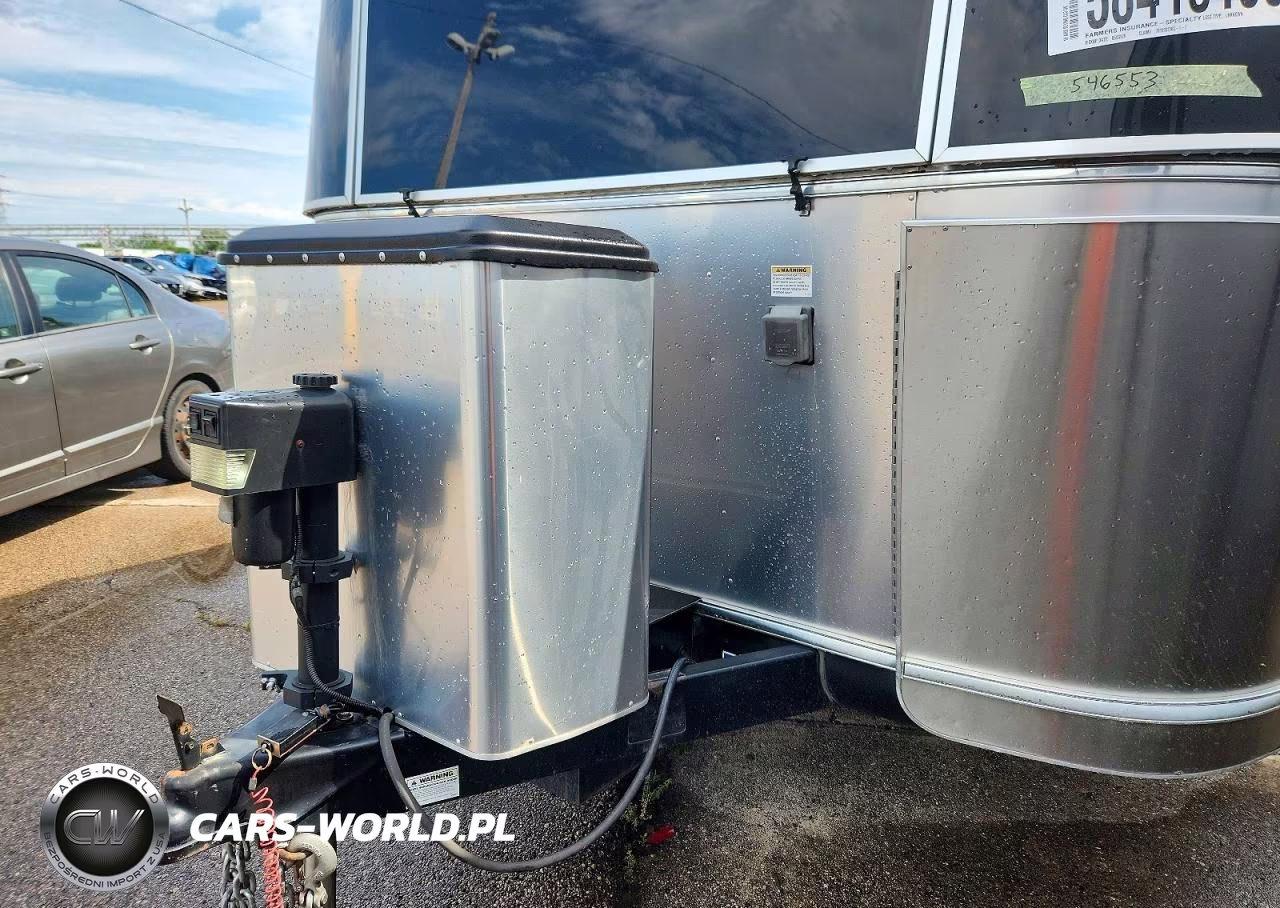 2019 Airstream Camper VIN:1STX9YJ25KJ546553 - 7