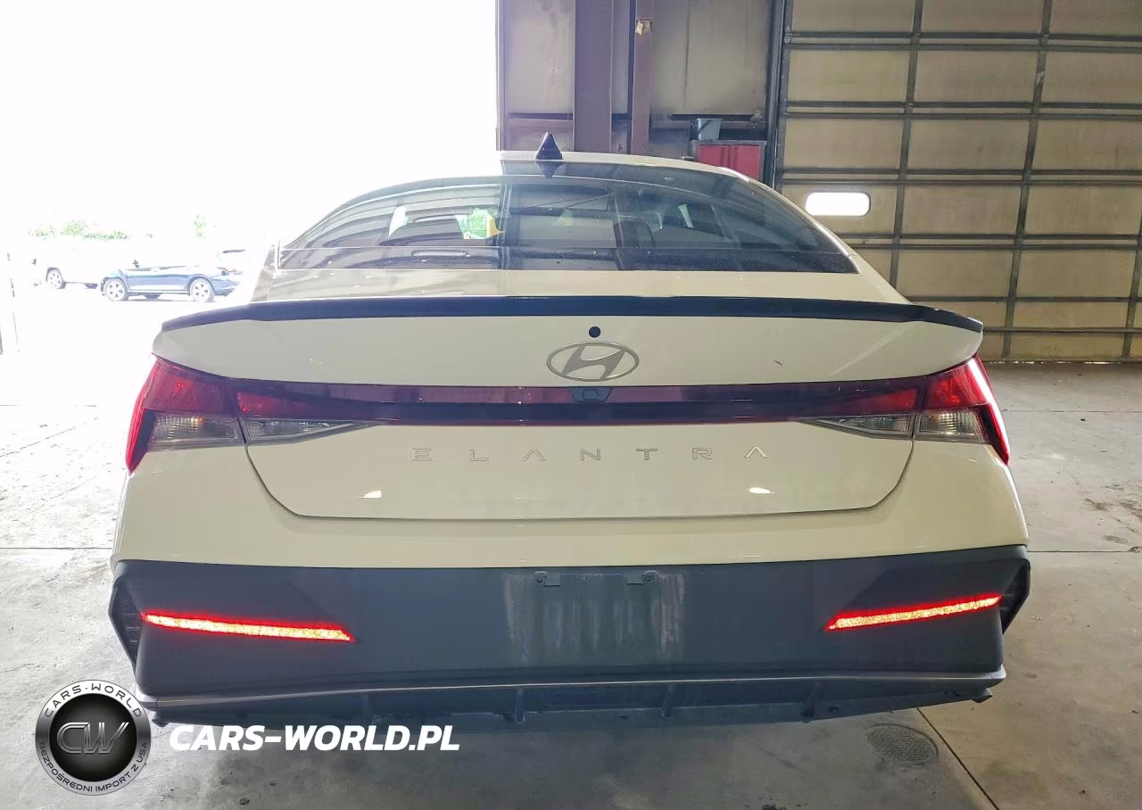 2026 Hyundai Elantra Sel Sport VIN:KMHLM4DG5TU218802 - 6