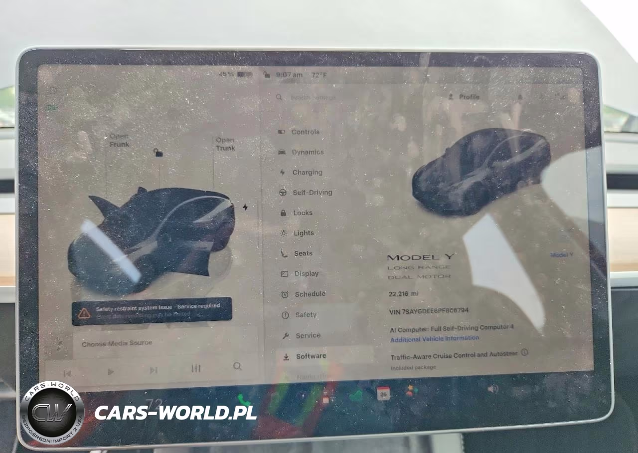 2023 Tesla Model Y VIN:7SAYGDEE6PF866794 - 8