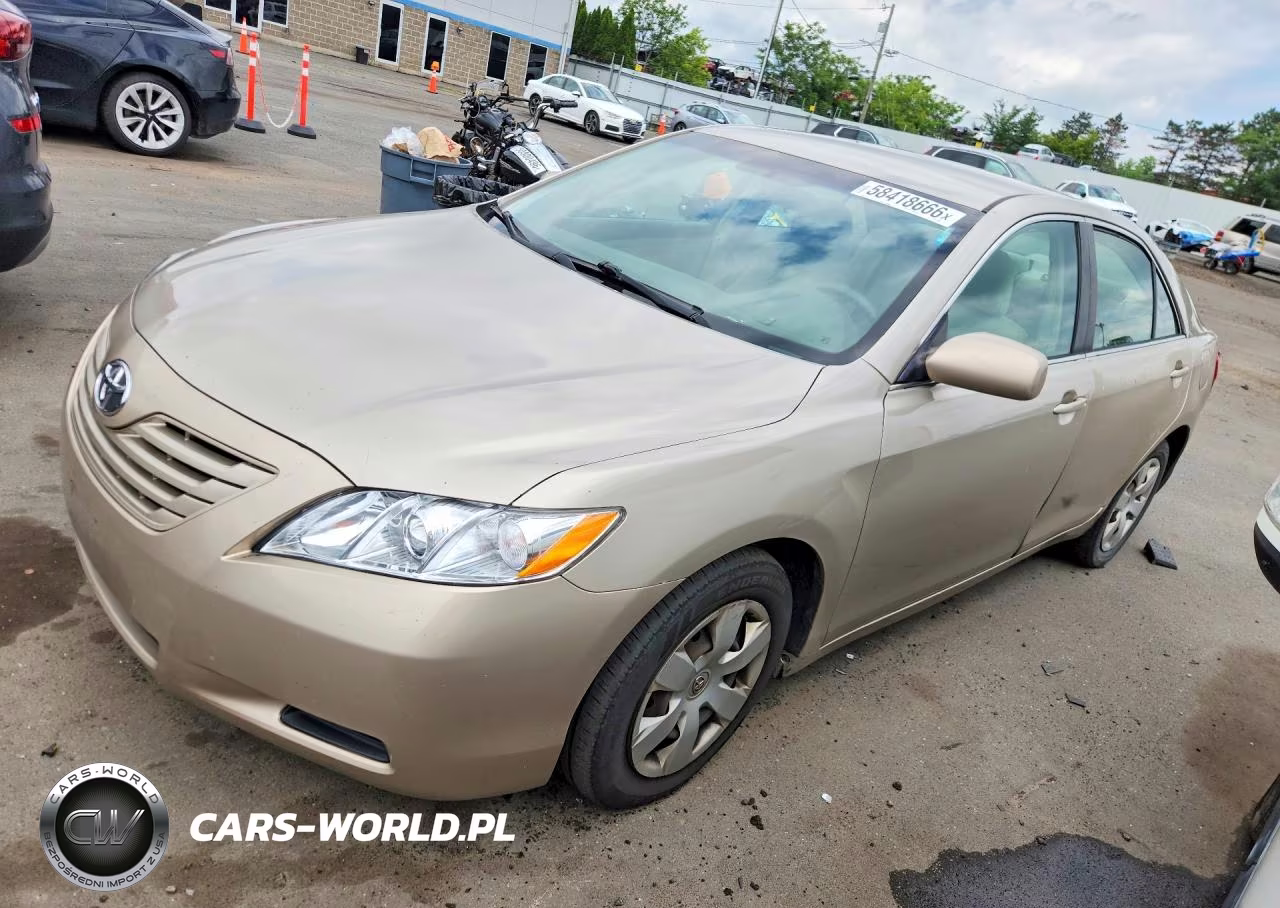 2007 Toyota Camry Le – zdjęcie 1 z 12