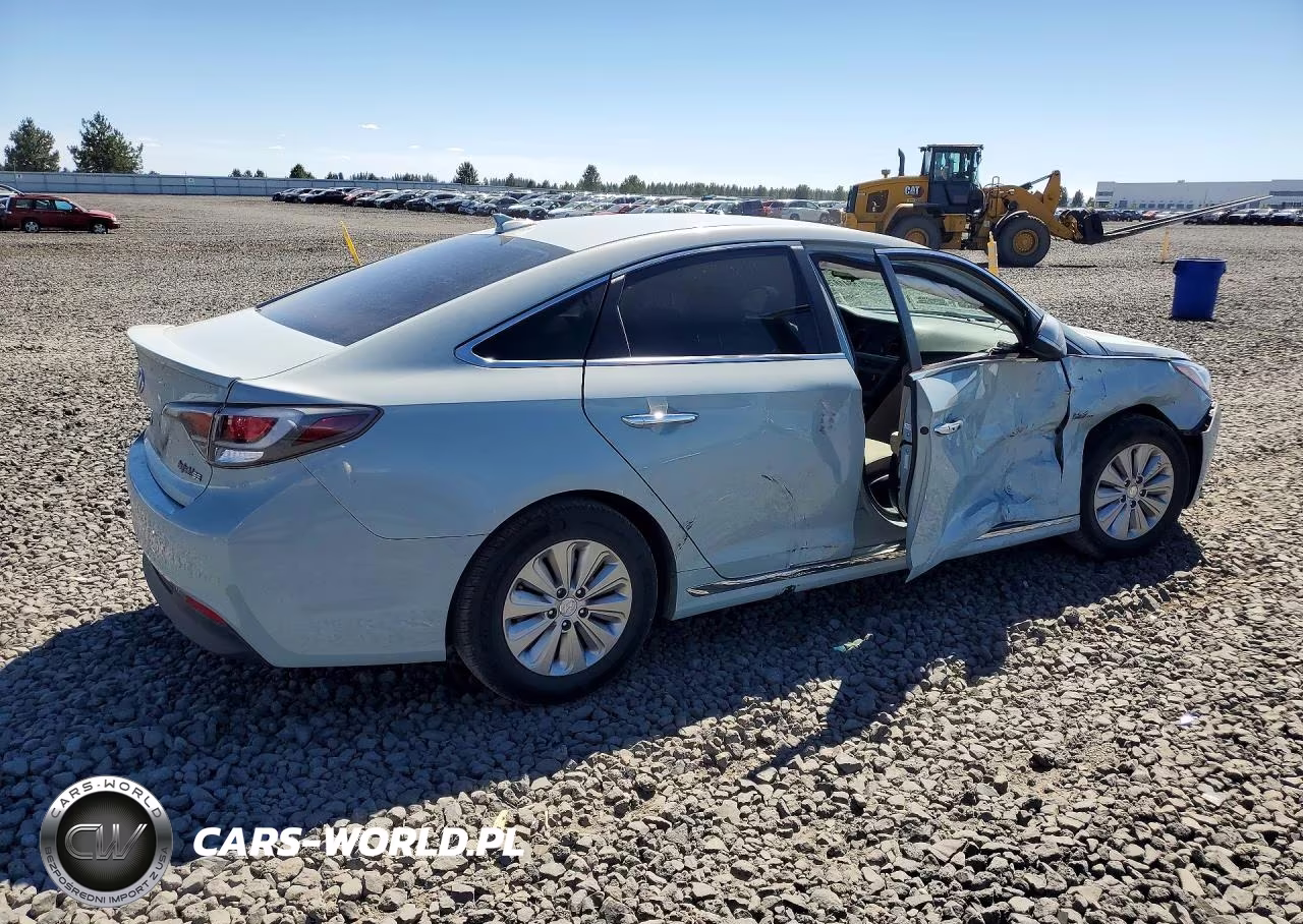 2016 Hyundai Sonata Hybrid Se VIN:KMHE24L12GA027275 - 3