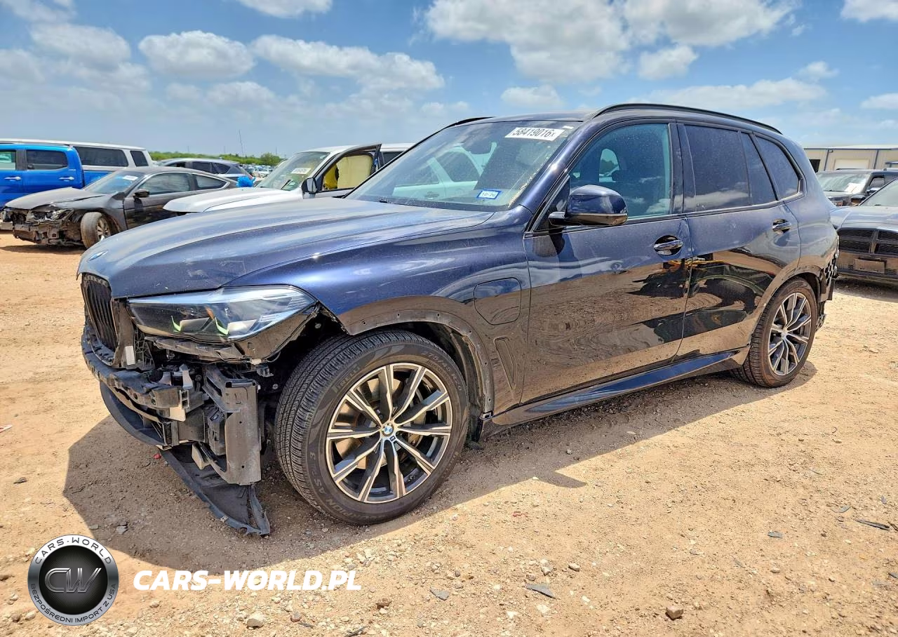 2021 BMW X5 xDrive45E