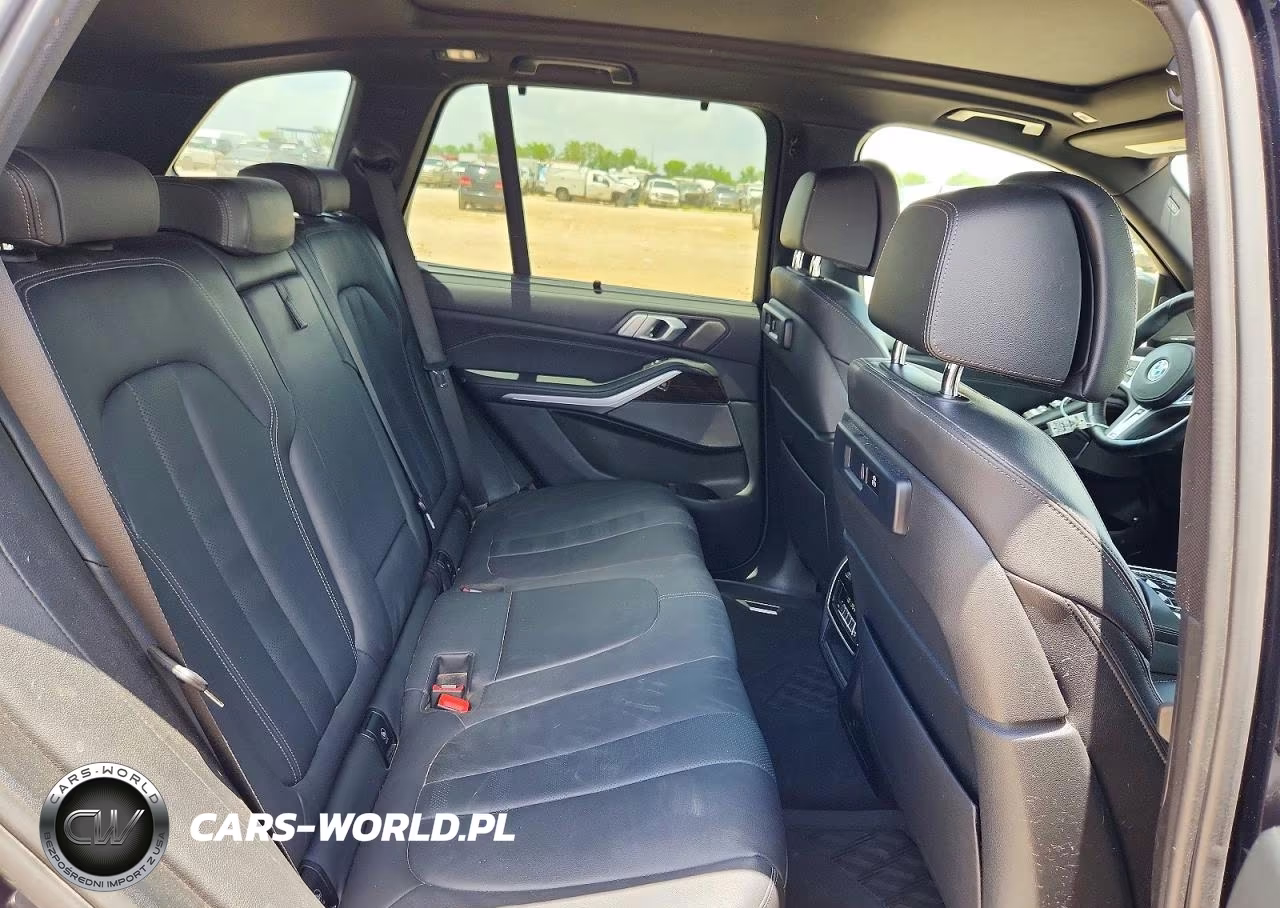 2021 BMW X5 xDrive45E VIN:5UXTA6C08M9E52872 - 11