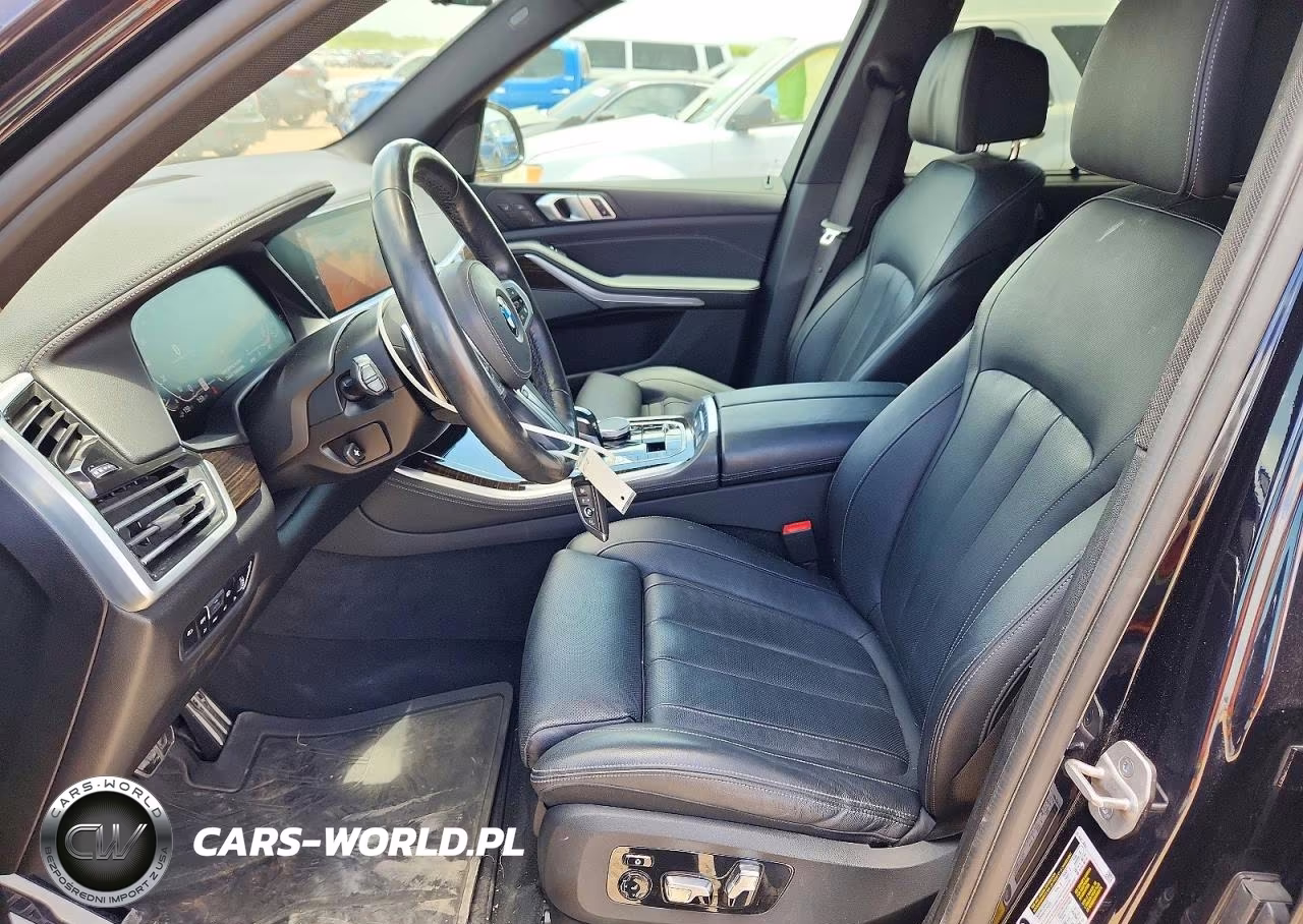 2021 BMW X5 xDrive45E VIN:5UXTA6C08M9E52872 - 7