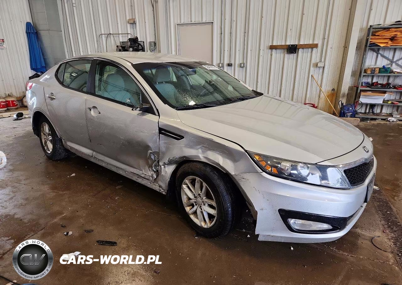 2013 Kia Optima Lx VIN:5XXGM4A79DG259452 - 4