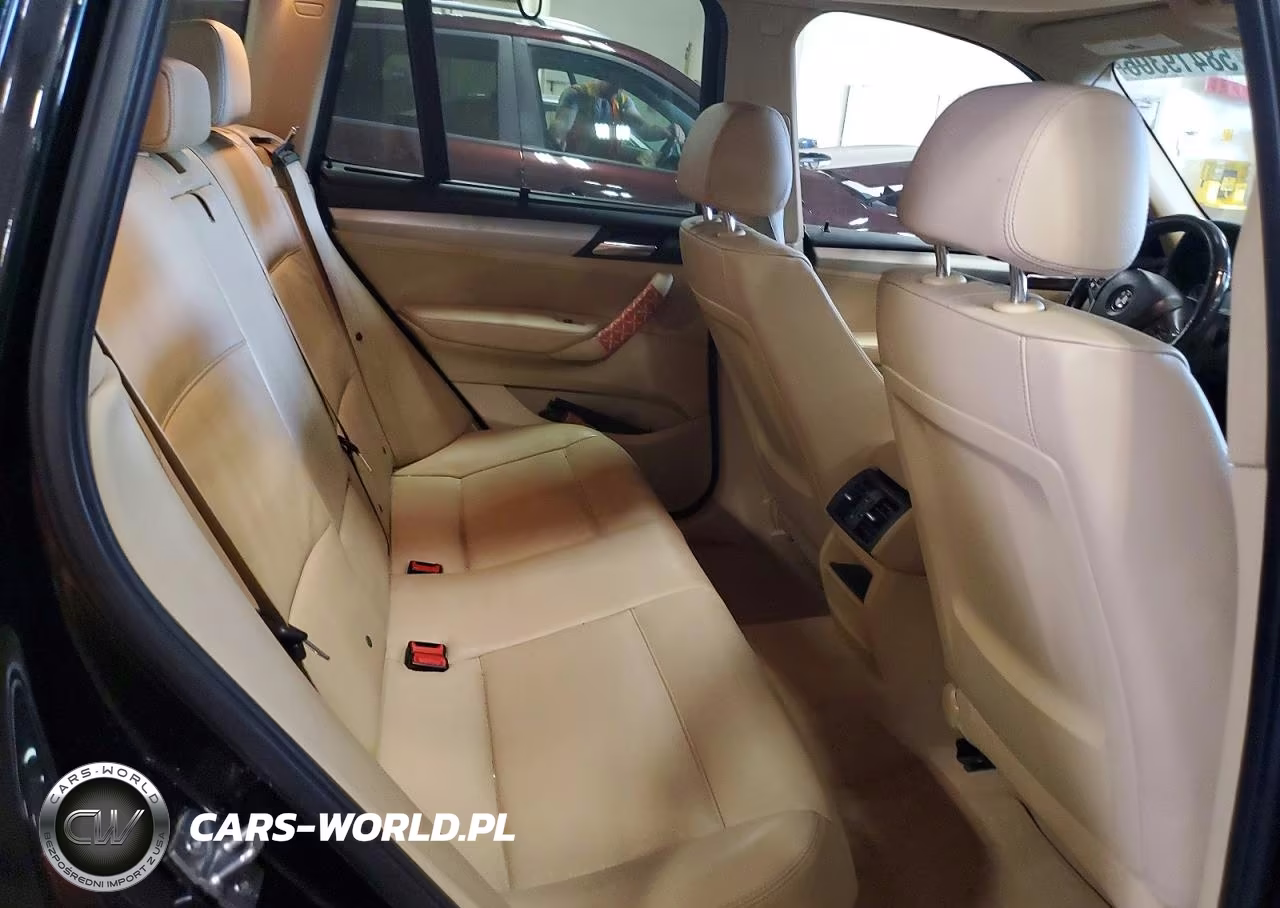 2011 BMW X3 xDrive35I VIN:5UXWX7C57BL731157 - 10