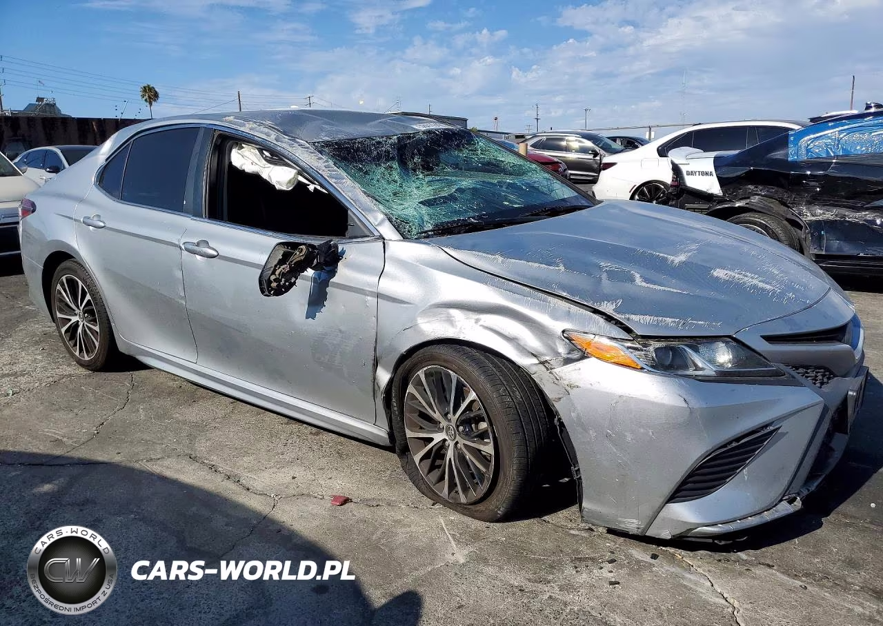 2018 Toyota Camry Se VIN:4T1B11HK7JU007406 - 4