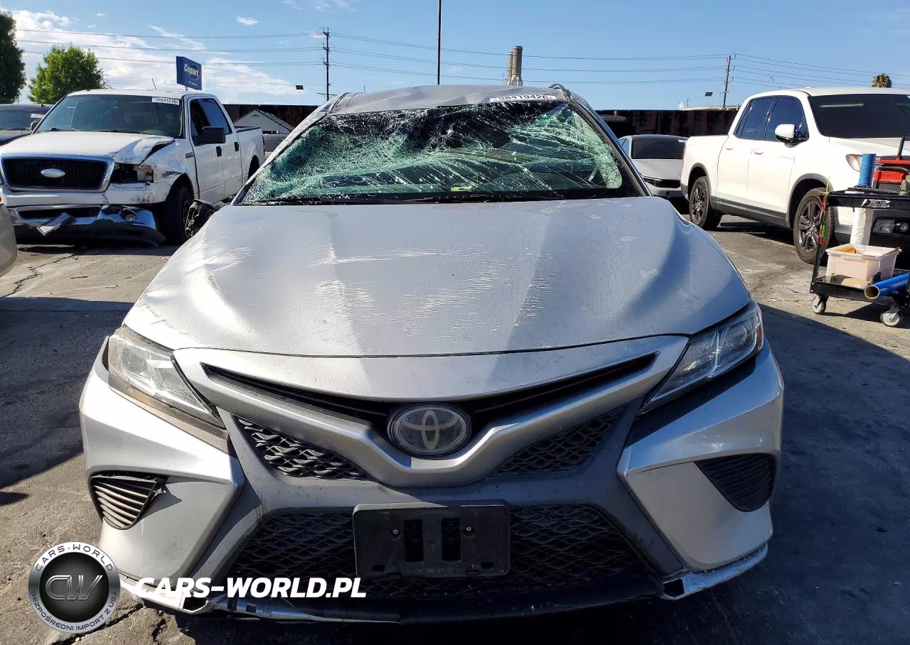 2018 Toyota Camry Se VIN:4T1B11HK7JU007406 - 5