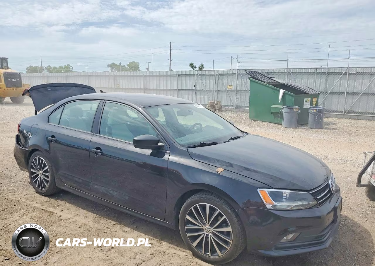 2016 Volkswagen Jetta VIN:3VWD17AJ7GM402827 - 4