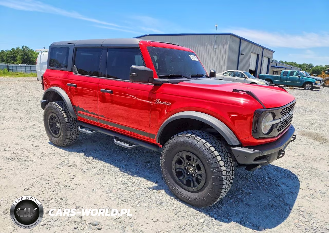 2023 Ford Bronco Base VIN:1FMEE5DP4PLA90625 - 4