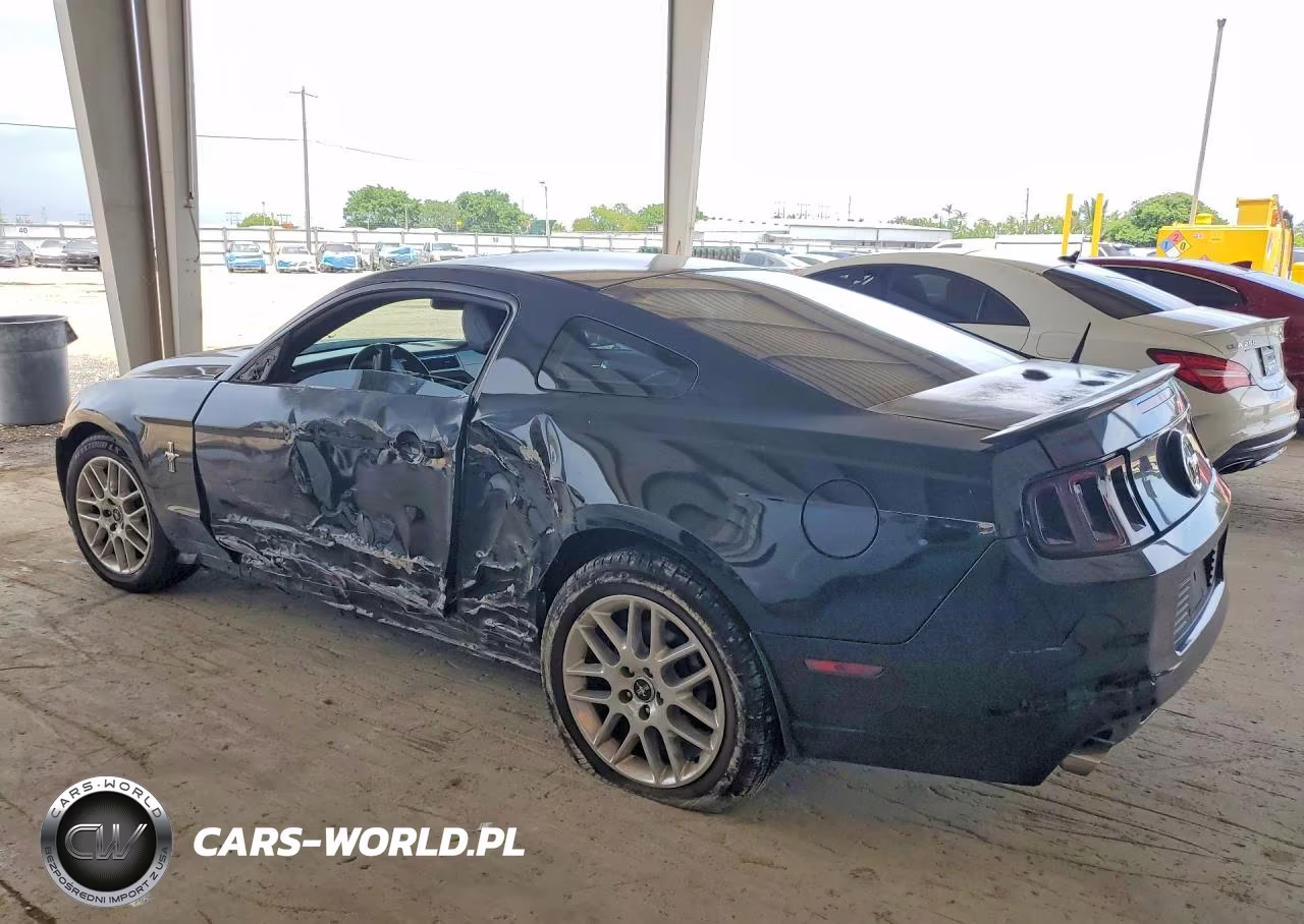2014 Ford Mustang VIN:1ZVBP8AM6E5334402 - 2