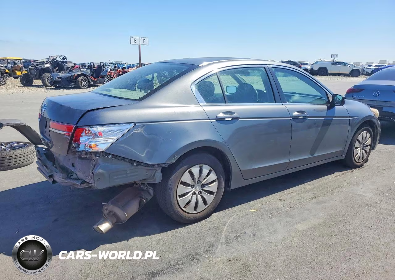 2011 Honda Accord Lx VIN:1HGCP2F3XBA099446 - 3