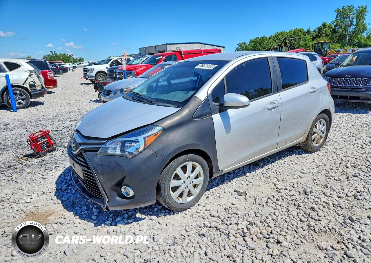 2015 Toyota Yaris 5-Door Le