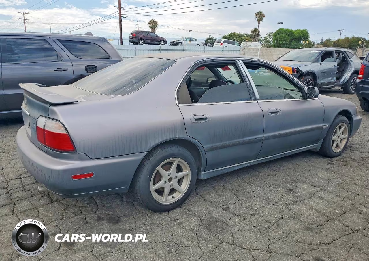 1995 Honda Accord VIN:1HGCD563XTA232752 - 3