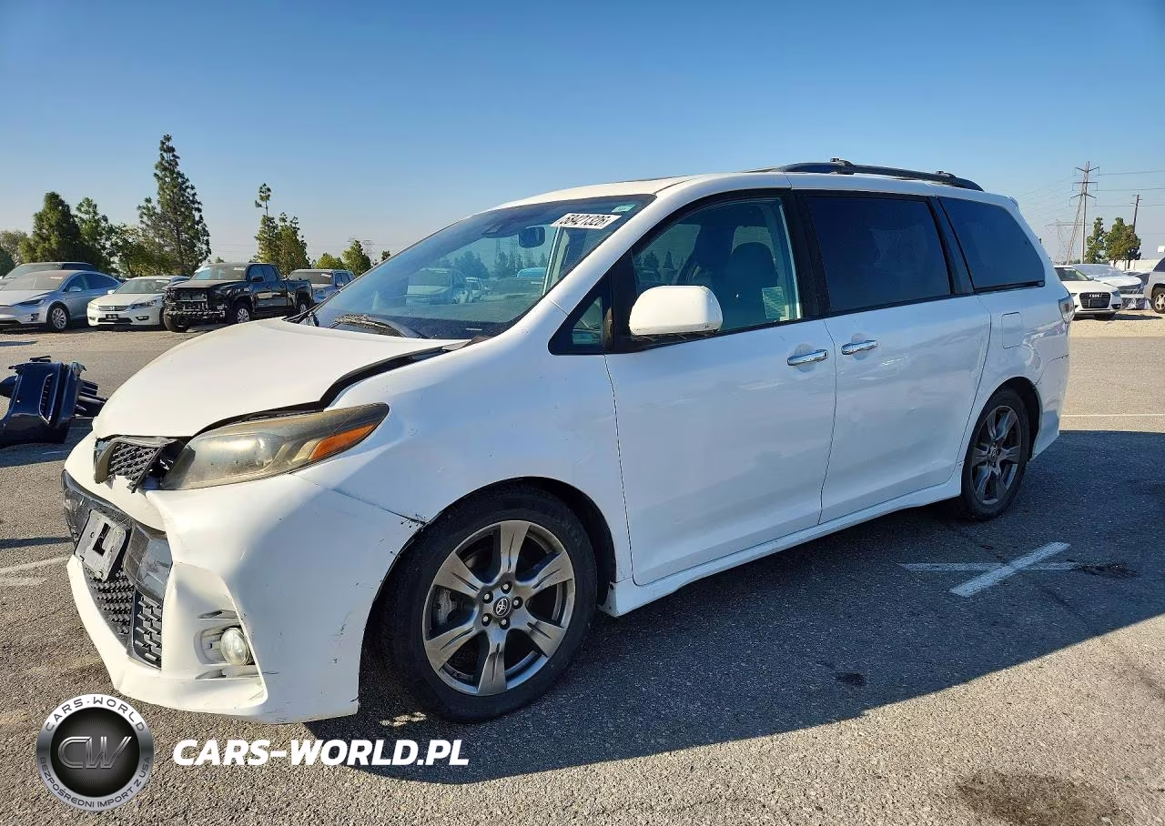 2019 Toyota Sienna Se 8-Passenger