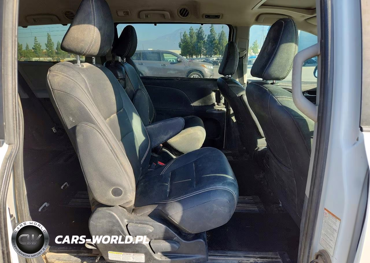 2019 Toyota Sienna Se 8-Passenger VIN:5TDXZ3DCXKS975549 - 11