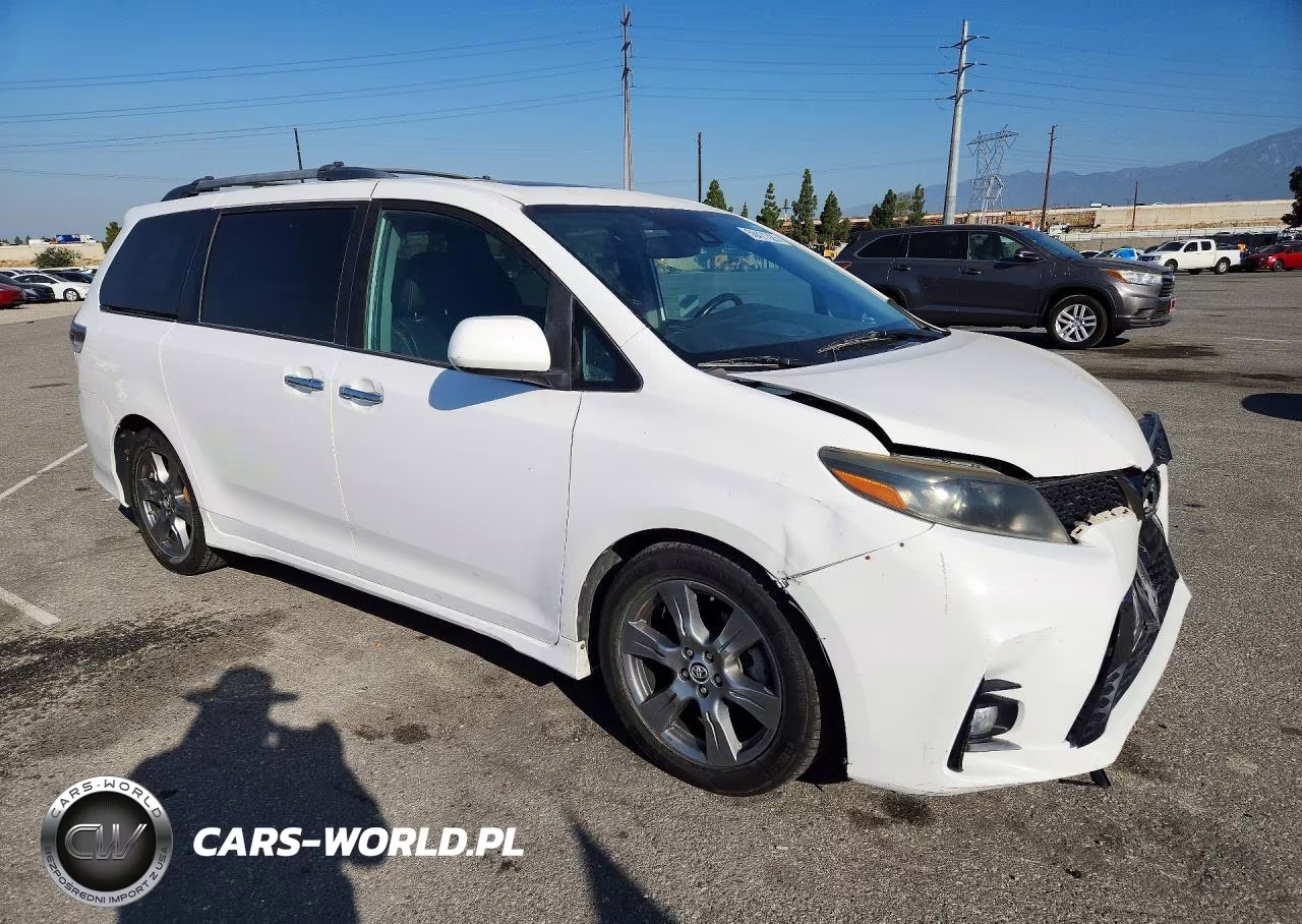 2019 Toyota Sienna Se 8-Passenger VIN:5TDXZ3DCXKS975549 - 4