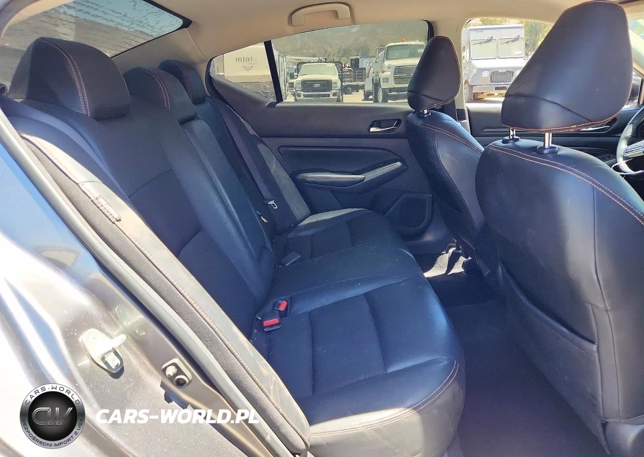 2019 Nissan Altima Sr VIN:1N4BL4CV2KC254055 - 10