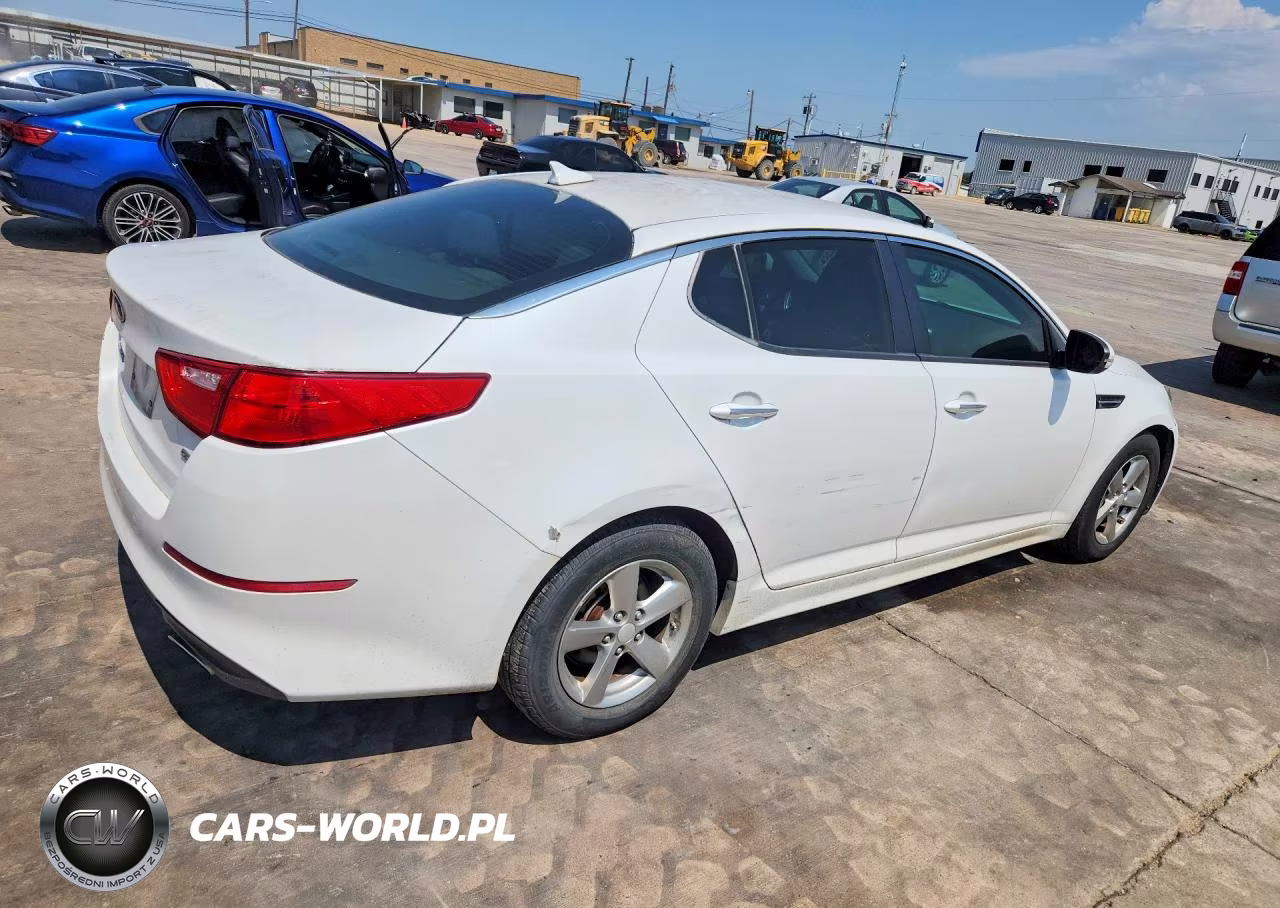2014 Kia Optima Lx VIN:5XXGM4A70EG296620 - 3