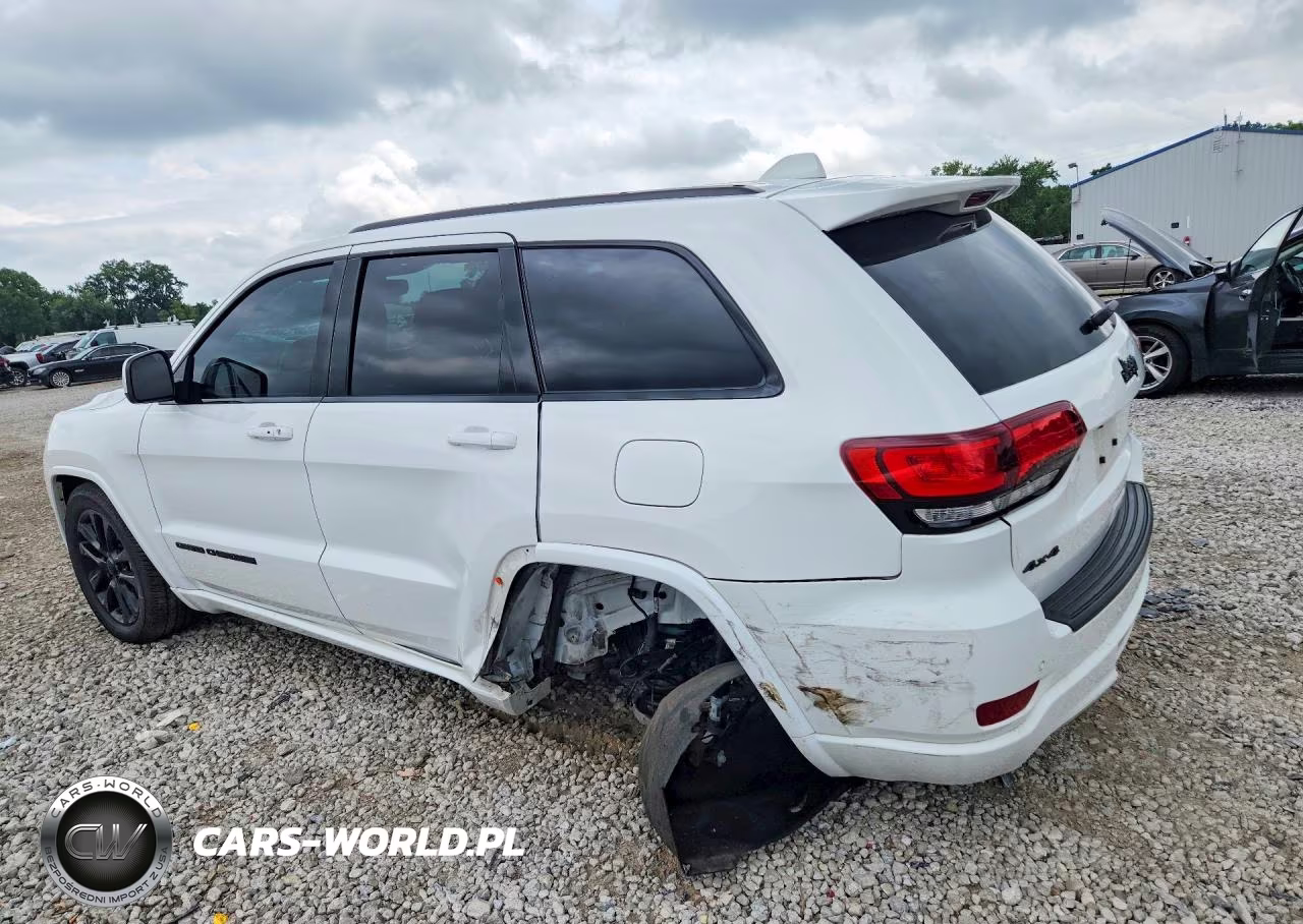 2020 Jeep Grand Cherokee Laredo VIN:1C4RJFAGXLC319640 - 2