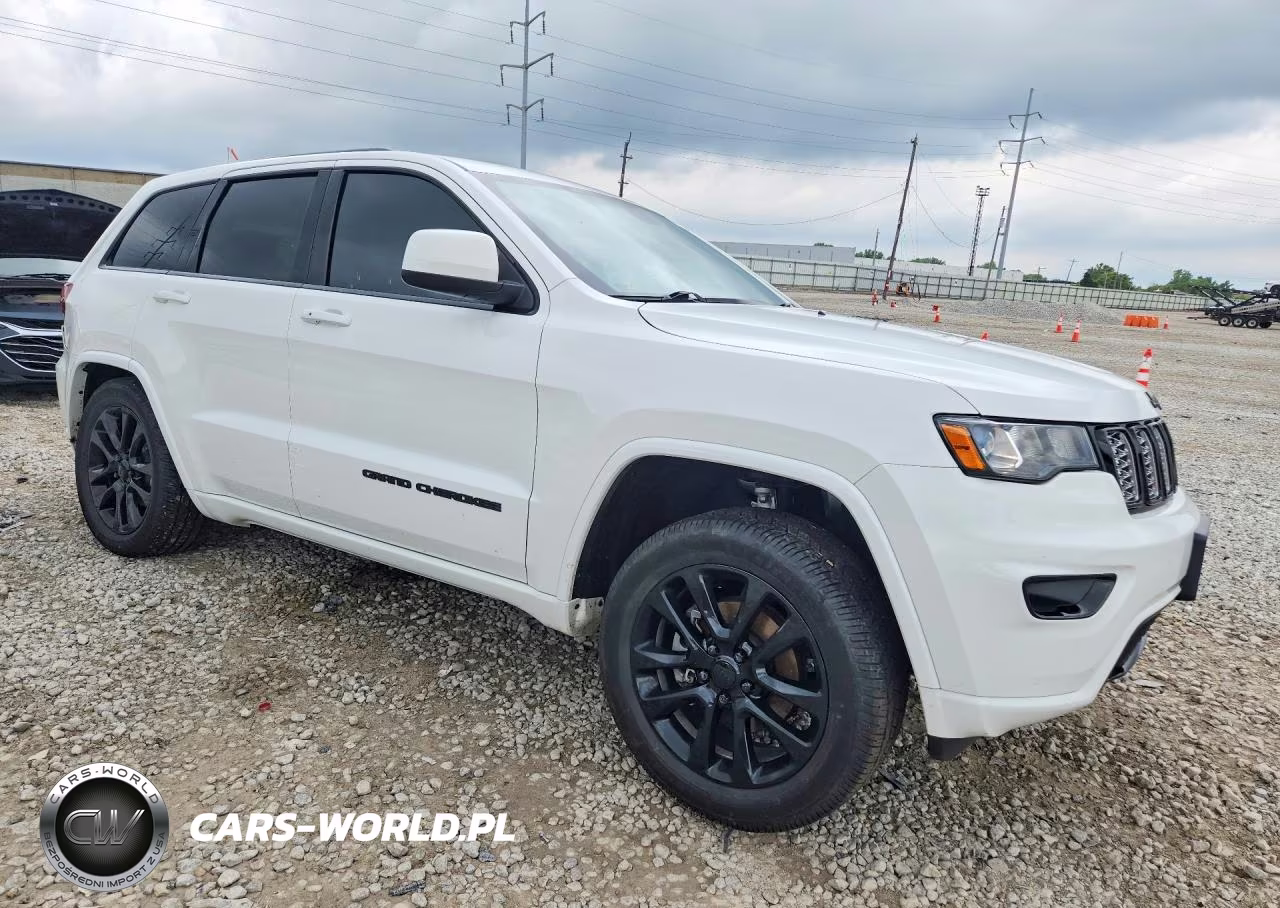 2020 Jeep Grand Cherokee Laredo VIN:1C4RJFAGXLC319640 - 4