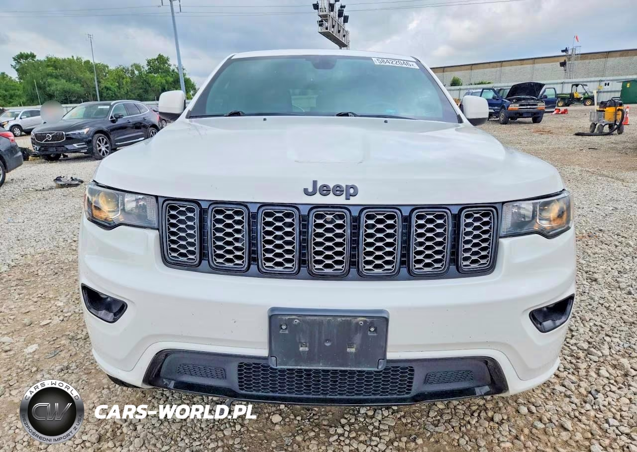 2020 Jeep Grand Cherokee Laredo VIN:1C4RJFAGXLC319640 - 5