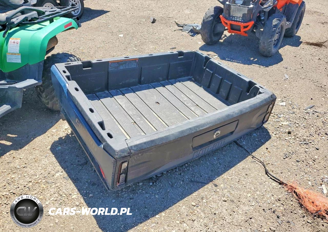 2026 Can-Am Defender Utility Vehicle VIN:3JBKUAX41TK016283 - 9