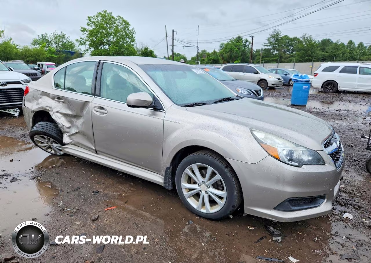 2014 Subaru Legacy 2.5I Premium VIN:4S3BMBC64E3033422 - 4