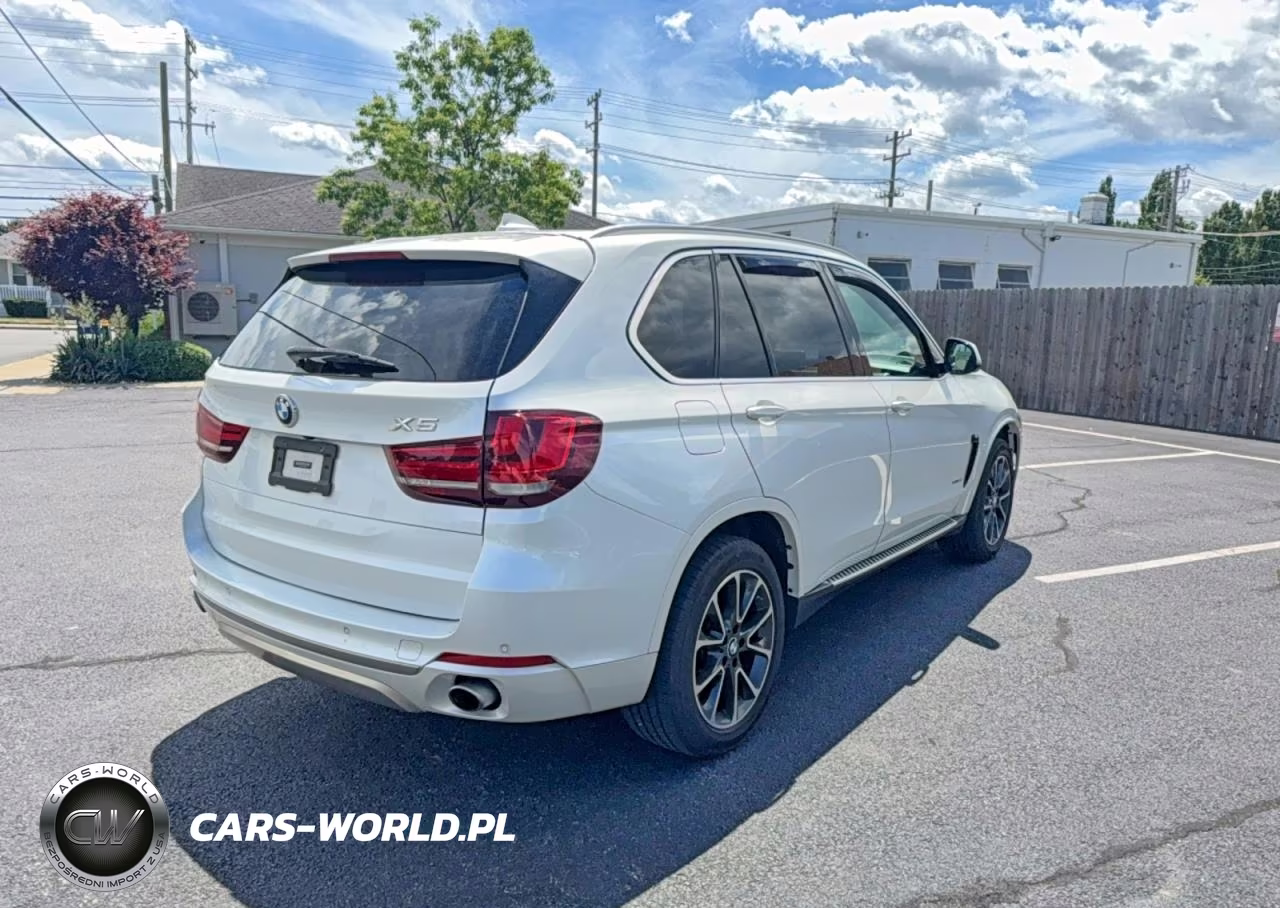 2017 BMW X5 xDrive35I VIN:5UXKR0C39H0V68990 - 4