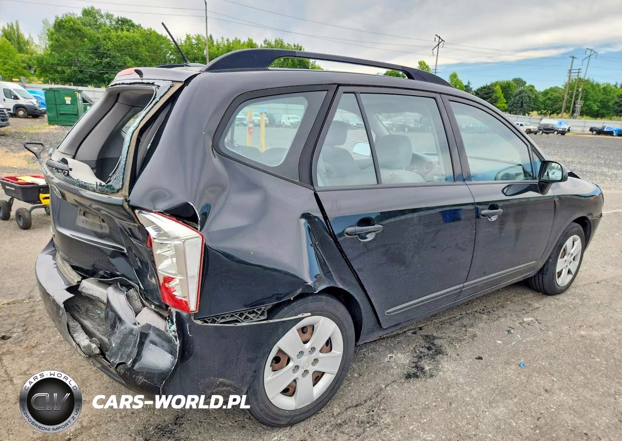 2009 Kia Rondo Base VIN:KNAFG529X97262477 - 3