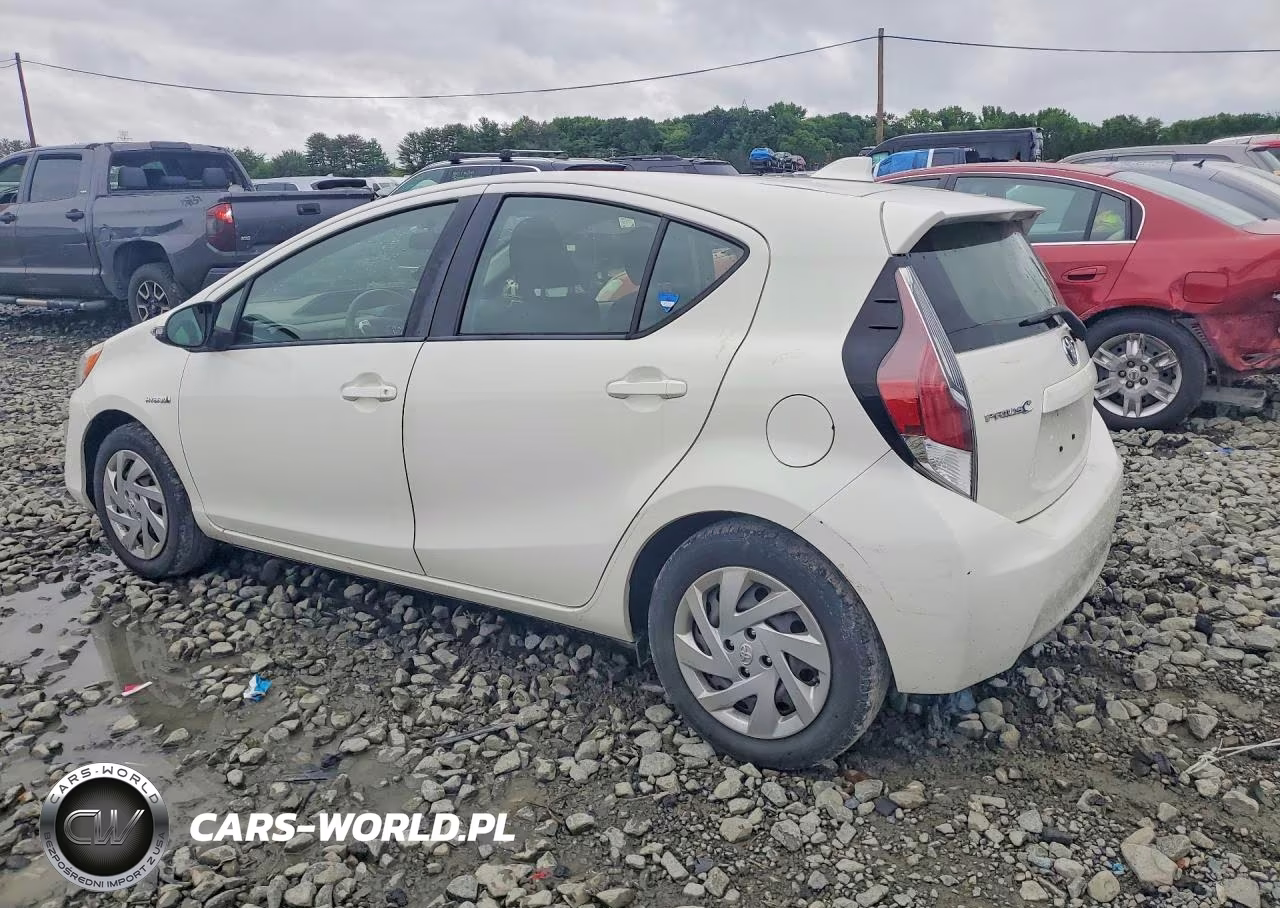 2015 Toyota Prius C Two VIN:JTDKDTB36F1097178 - 2