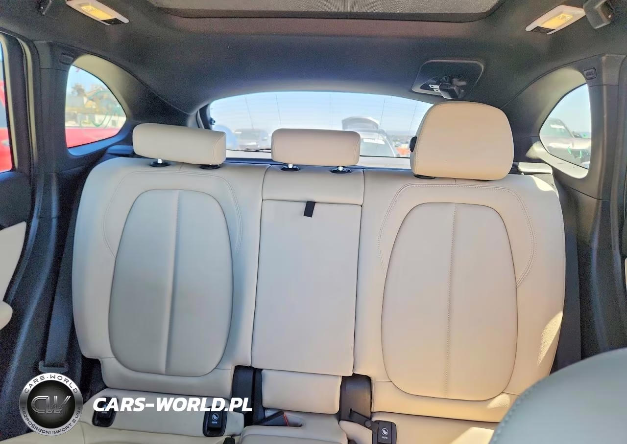 2020 BMW X1 Sdrive28I VIN:WBXJG7C02L5P75141 - 10