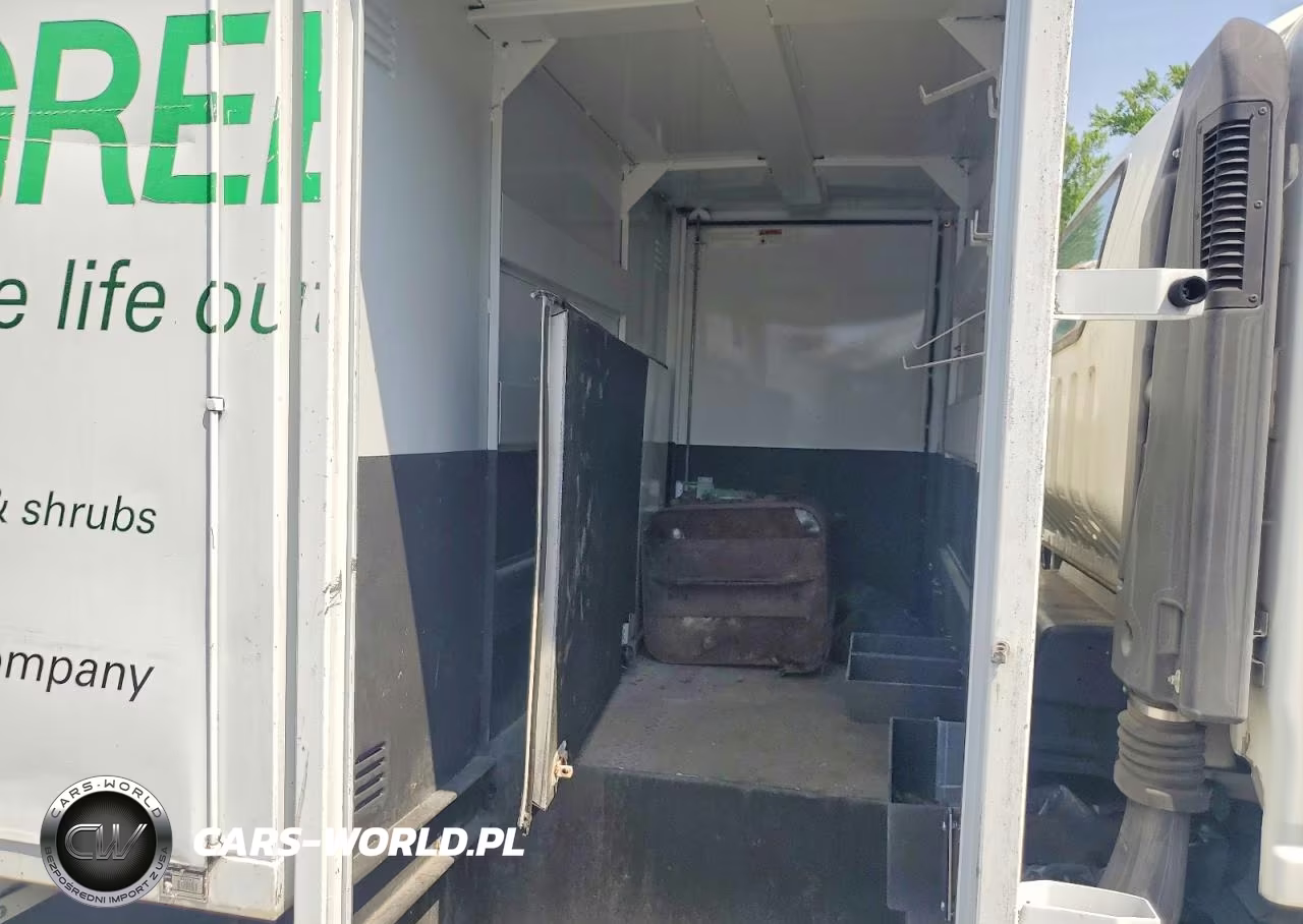 2016 Isuzu Npr Hd VIN:54DC4W1BXGS801646 - 11