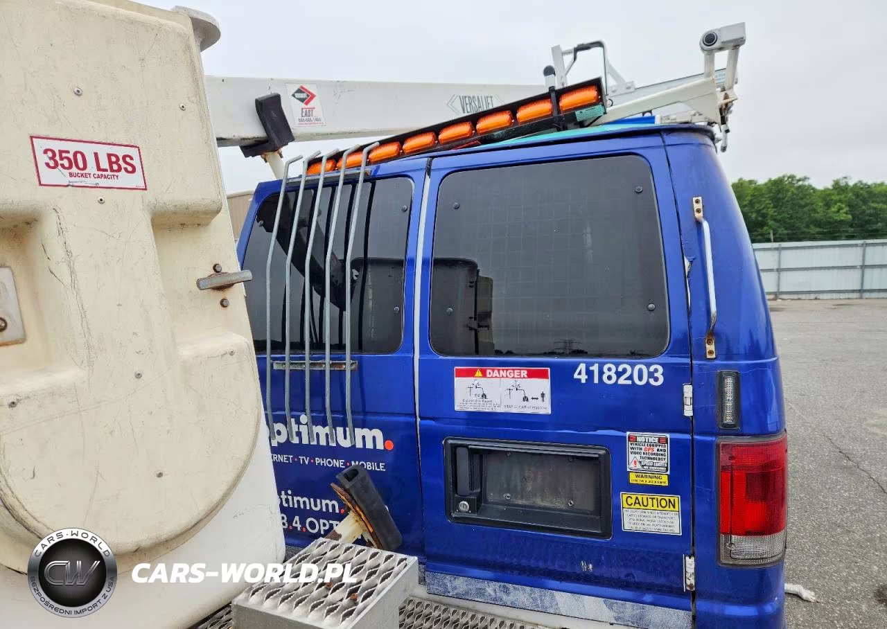 2013 Ford E350 Van With Bucket Lift VIN:1FDSE3EL2DDB07916 - 10